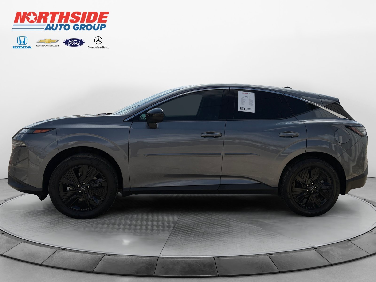 Used 2025 Gun Metallic Nissan SV image 4