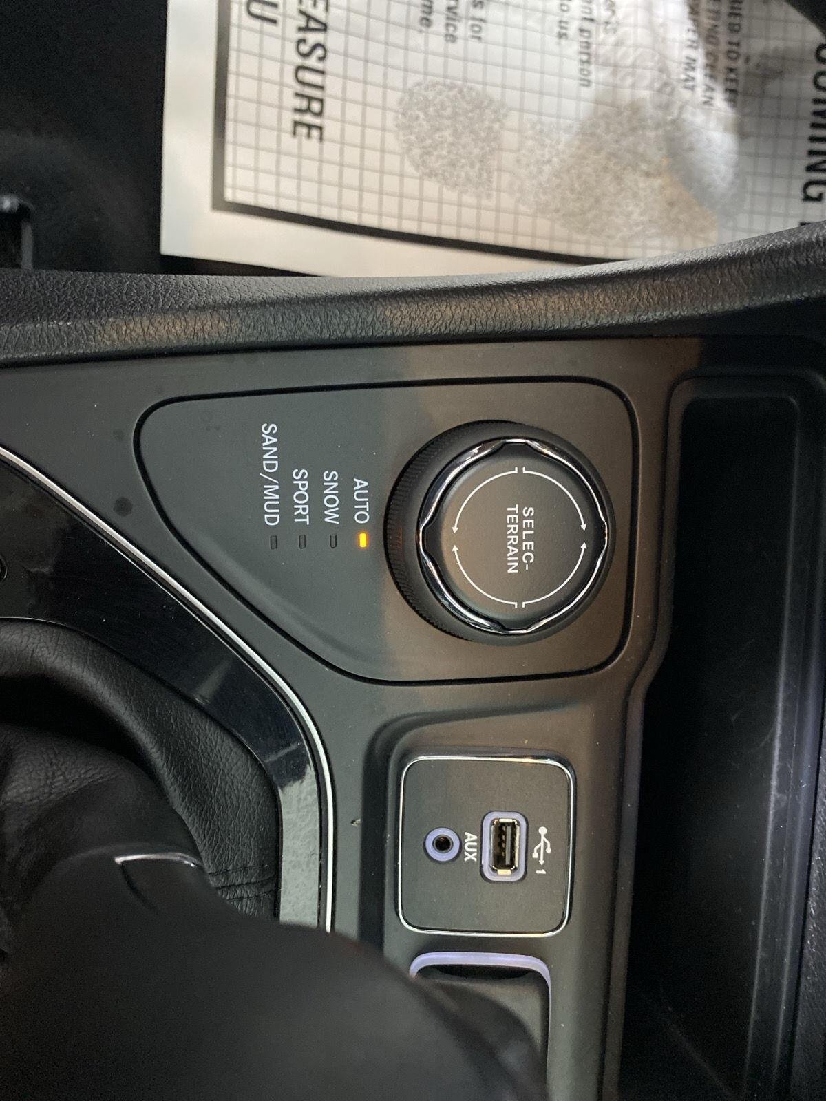 Used 2020 Bright White Clearcoat Jeep Limited image 22