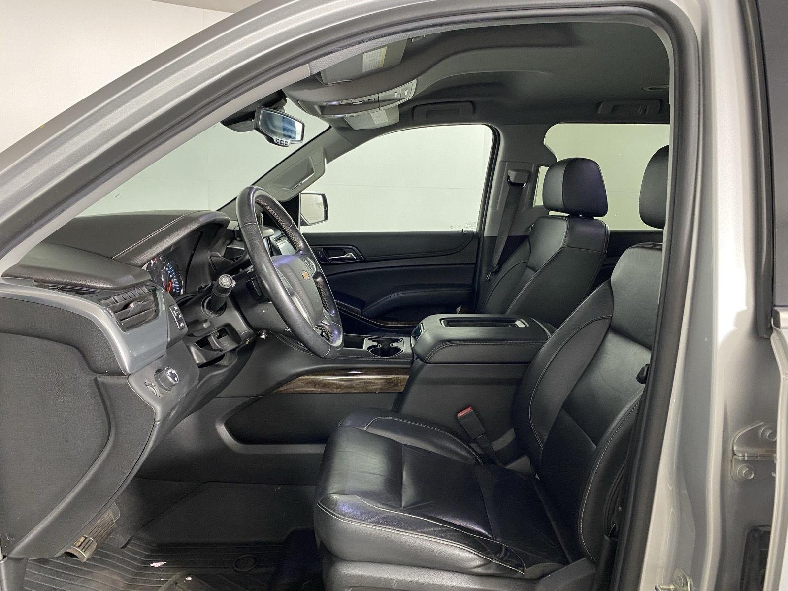 Used 2020 Silver Ice Metallic Chevrolet LT image 24