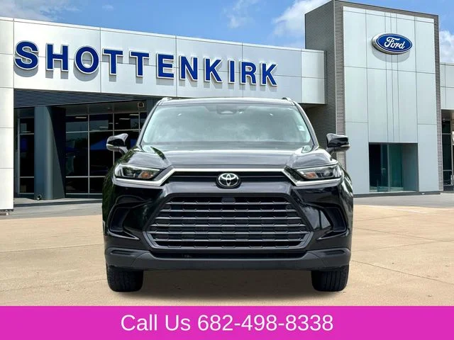 Used 2025 Black Toyota XLE image 2