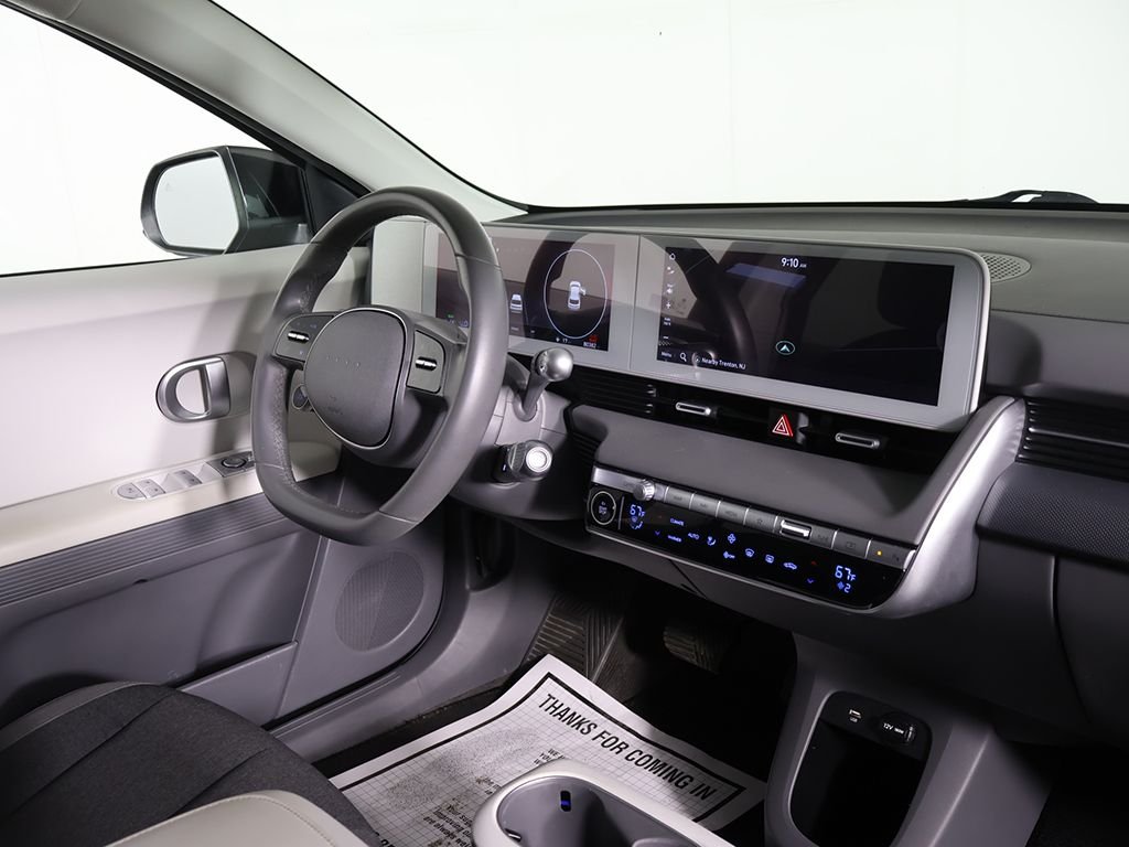 2022 Hyundai IONIQ 5 SE - Photo 25