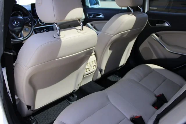 Used 2020  Mercedes-Benz GLA 250 image 22