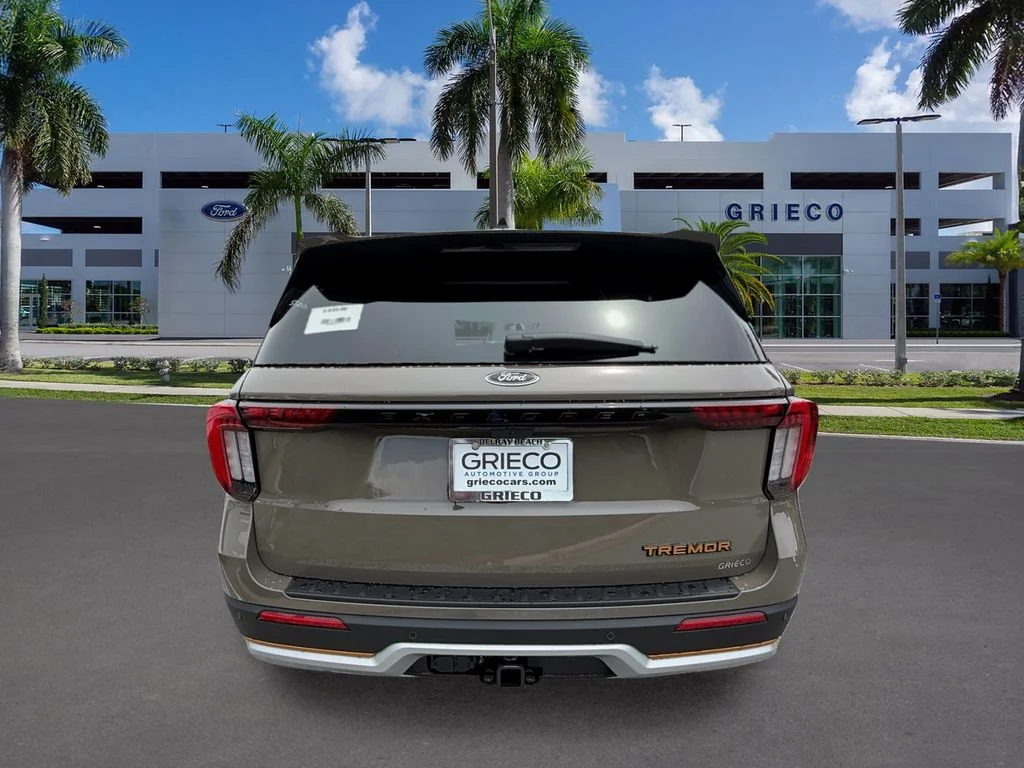 New 2026 Gray Ford Tremor image 6