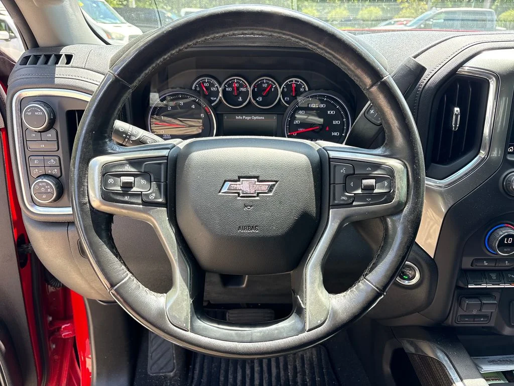 Used 2021 Red Chevrolet LT image 17
