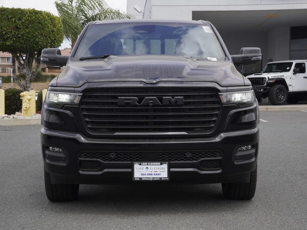 New 2026 Diamond Black Crystal Pearl-Coat Exterior Paint RAM Laramie image 8