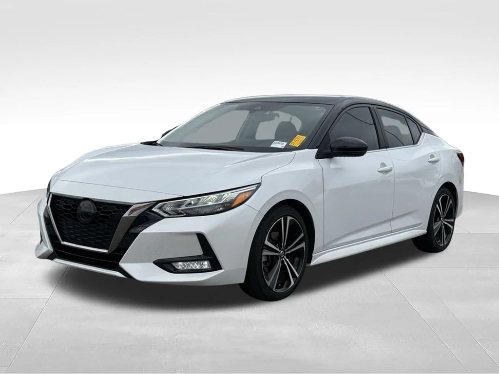2022 Nissan Sentra SR CVT's photo