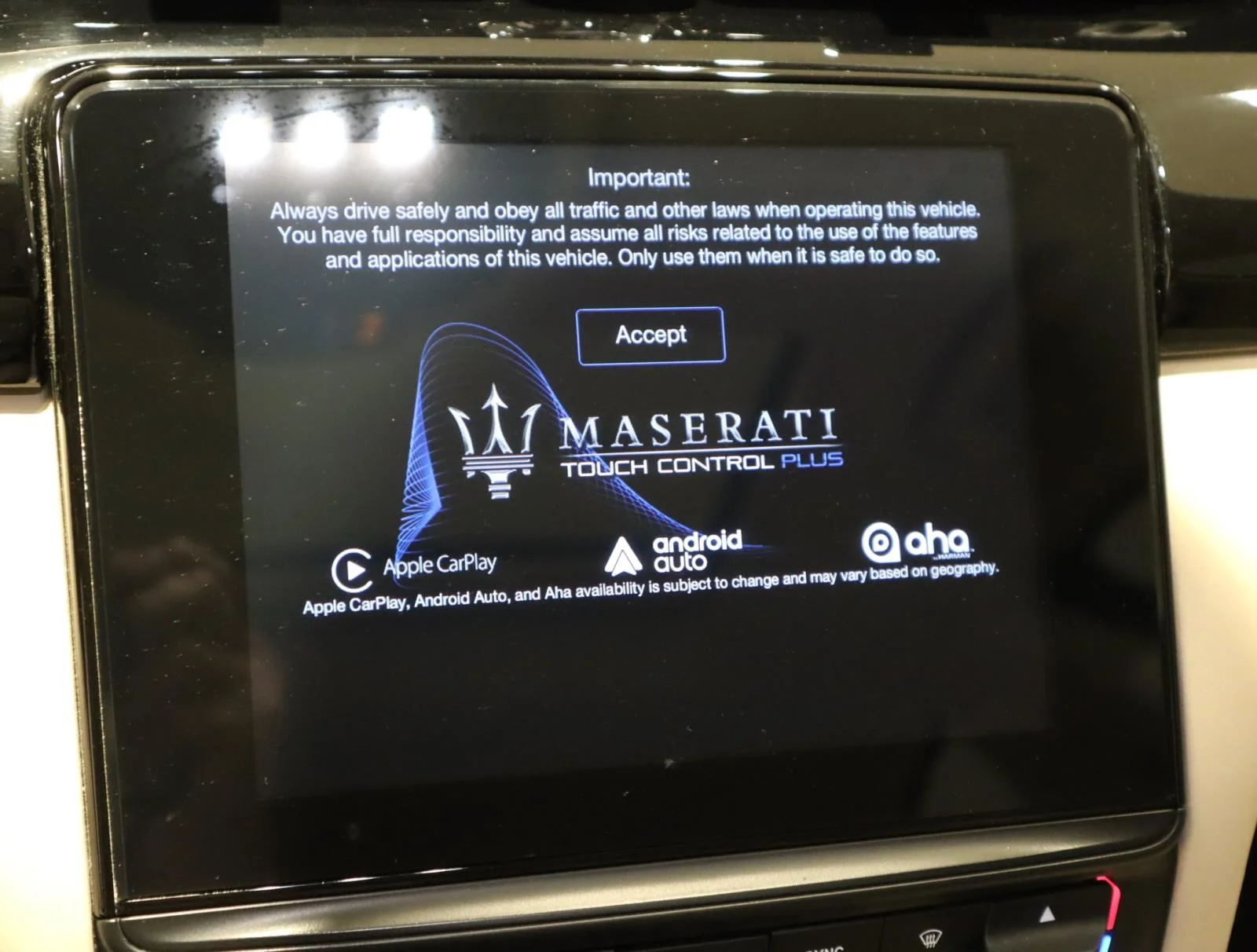 Used 2017 Red Maserati S Q4 GranLusso 3.0L image 39