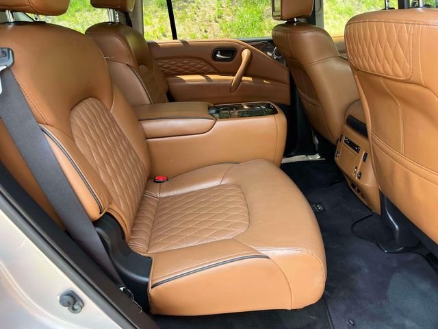 Used 2018 Beige INFINITI Base image 25
