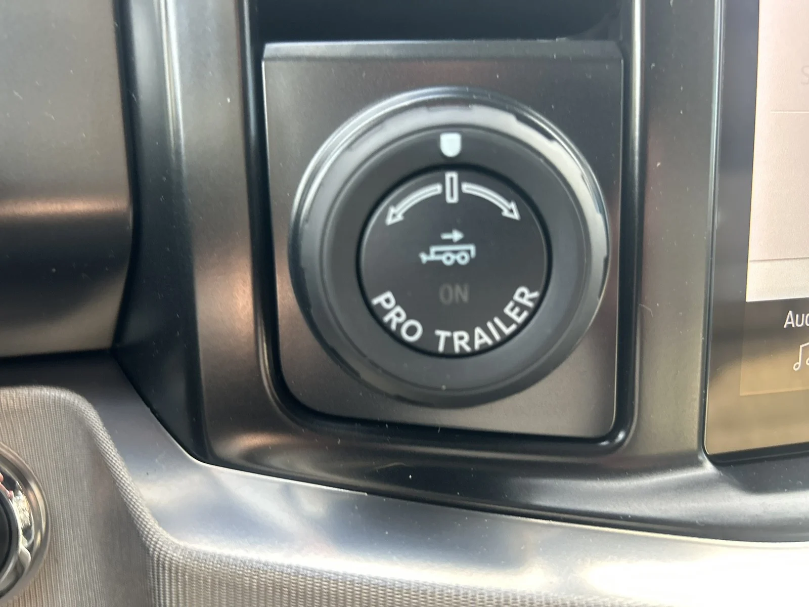 New 2026 Avalanche Ford Platinum image 20
