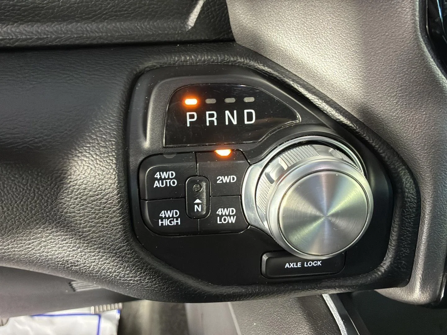Used 2020 Patriot Blue Pearlcoat Ram Laramie image 34