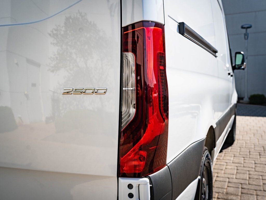 2026 Mercedes-Benz Sprinter Cargo Van Base - Photo 8