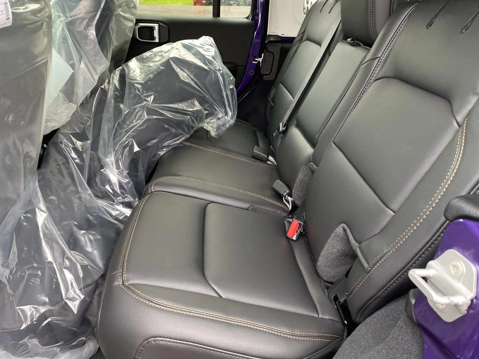 New 2026 Reign Exterior Paint Jeep Sahara image 8