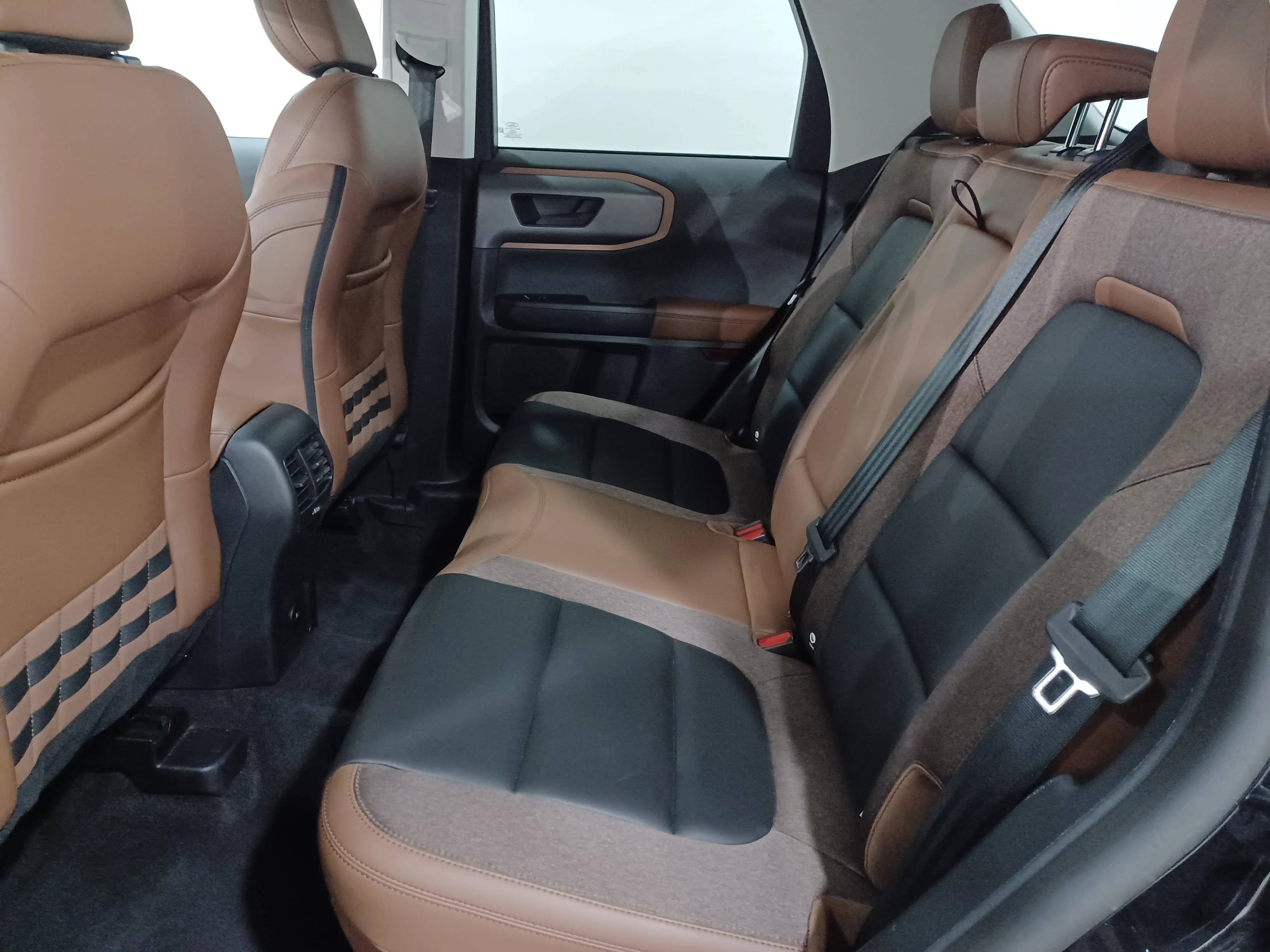 Certified Used 2025 Shadow Black Ford Outer Banks 4x4*Adaptive Cruise | Remote Start | Htd Leather | Htd Wheel | Lane Keep Assist image 11