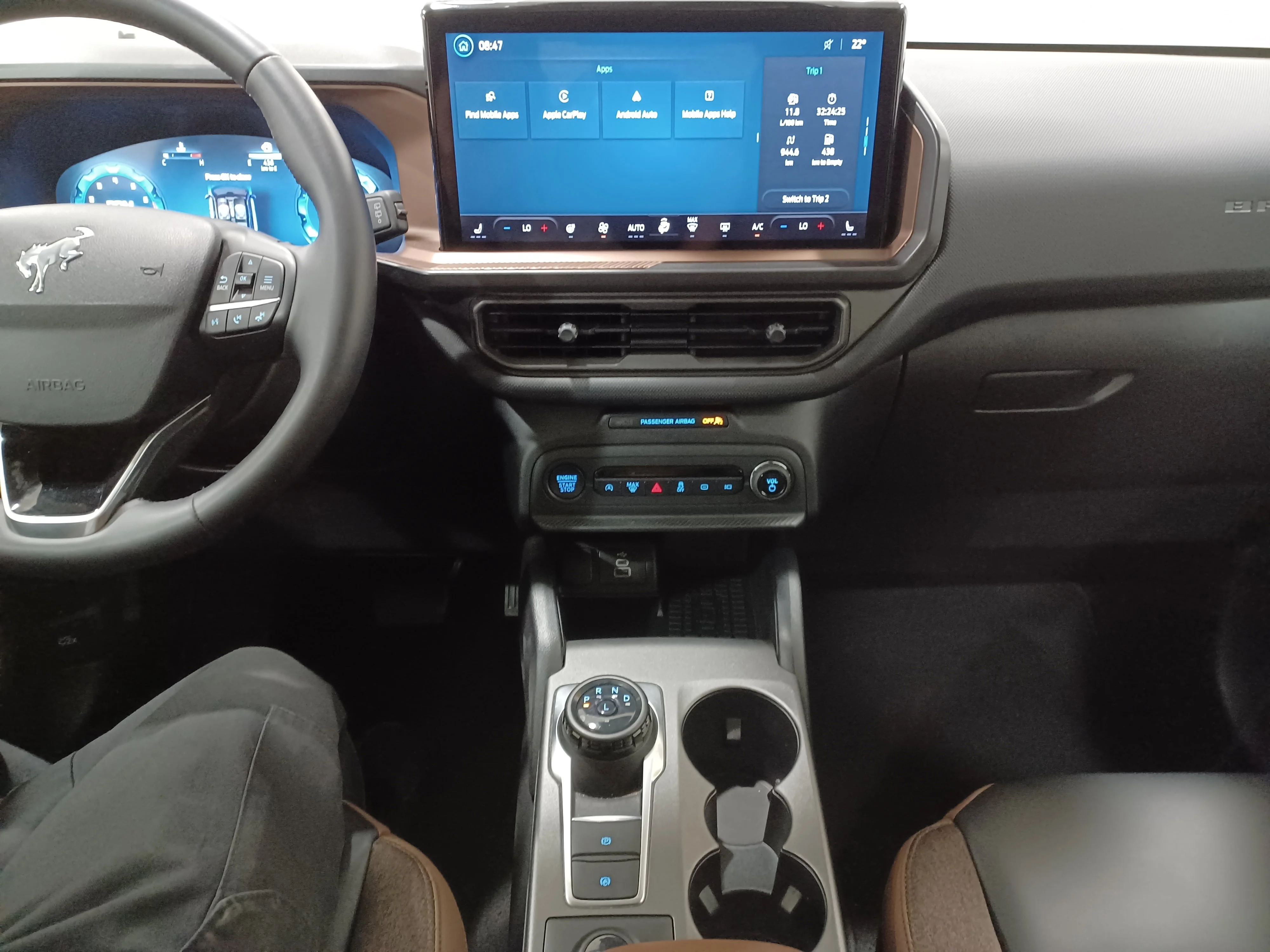 Certified Used 2025 Oxford White Ford Outer Banks 4x4*Adaptive Cruise | Remote Start | Htd Leather | Htd Wheel | Lane Keep Assist image 14