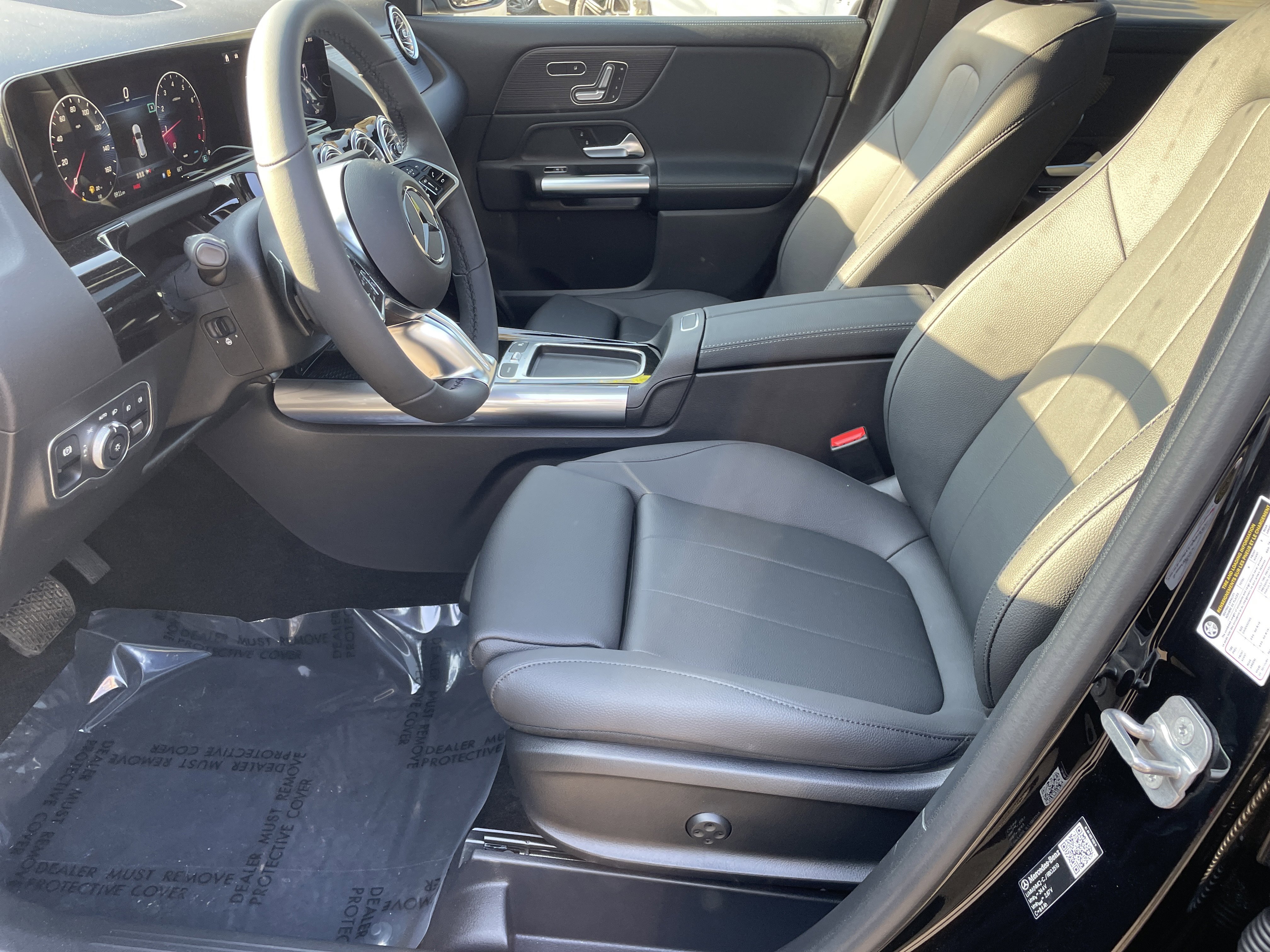 New 2026 Night Black Mercedes-Benz GLA 250 SUV image 18