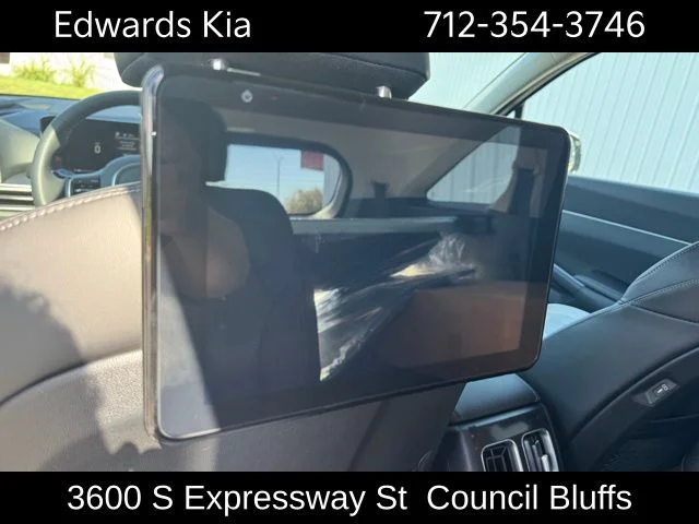 2025 Kia Sorento EX - Photo 17