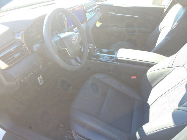 New 2026 Wind Chill Pearl <sup>1</sup> Toyota  XSE image 8