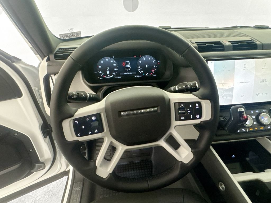 New 2026 Fuji White Land Rover X-Dynamic SE image 10