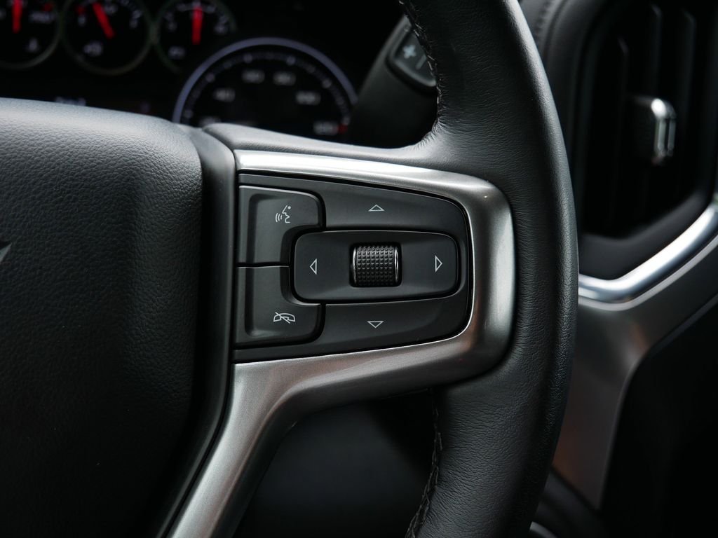 Certified Used 2022 Gray Chevrolet RST image 19
