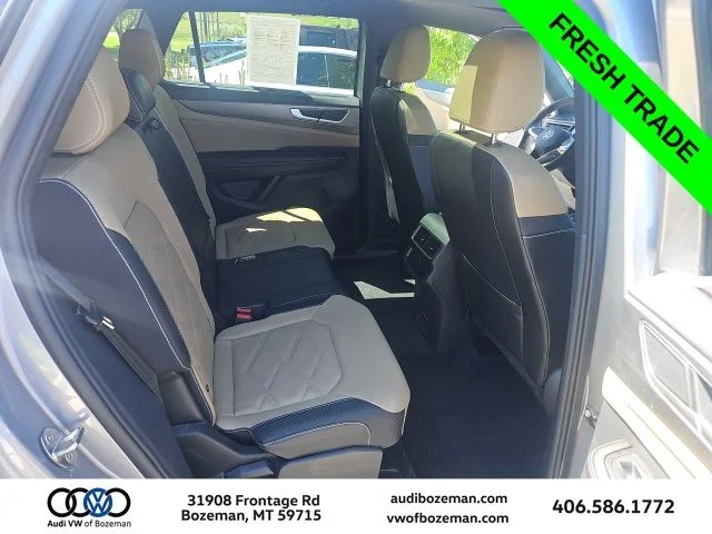 Used 2024 Silver Volkswagen 2.0T SE w/Technology image 11