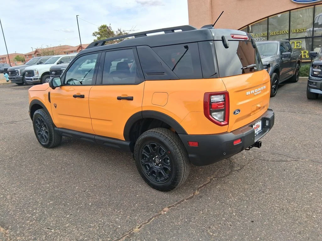 New 2026 Orange Fury Metallic Tri-Coat Ford Badlands® image 3