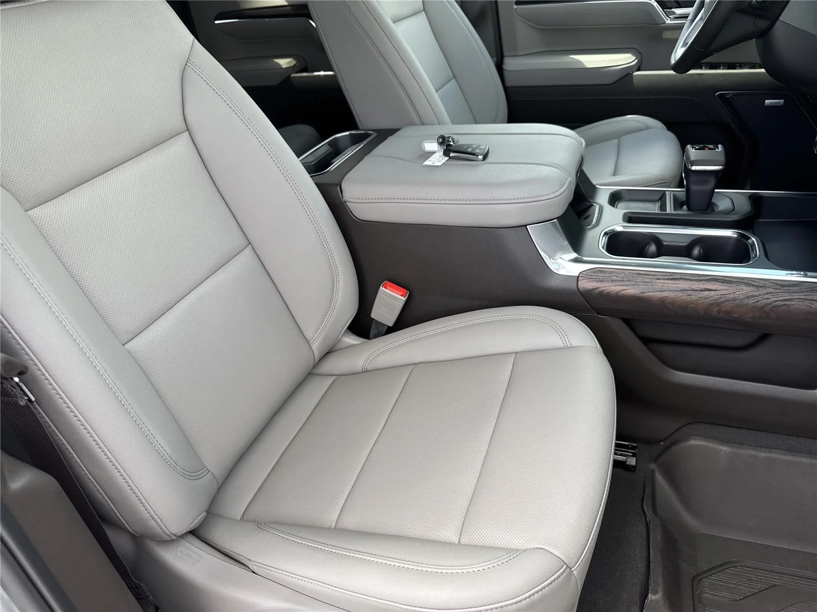New 2026 Sterling Metallic GMC SLT image 35