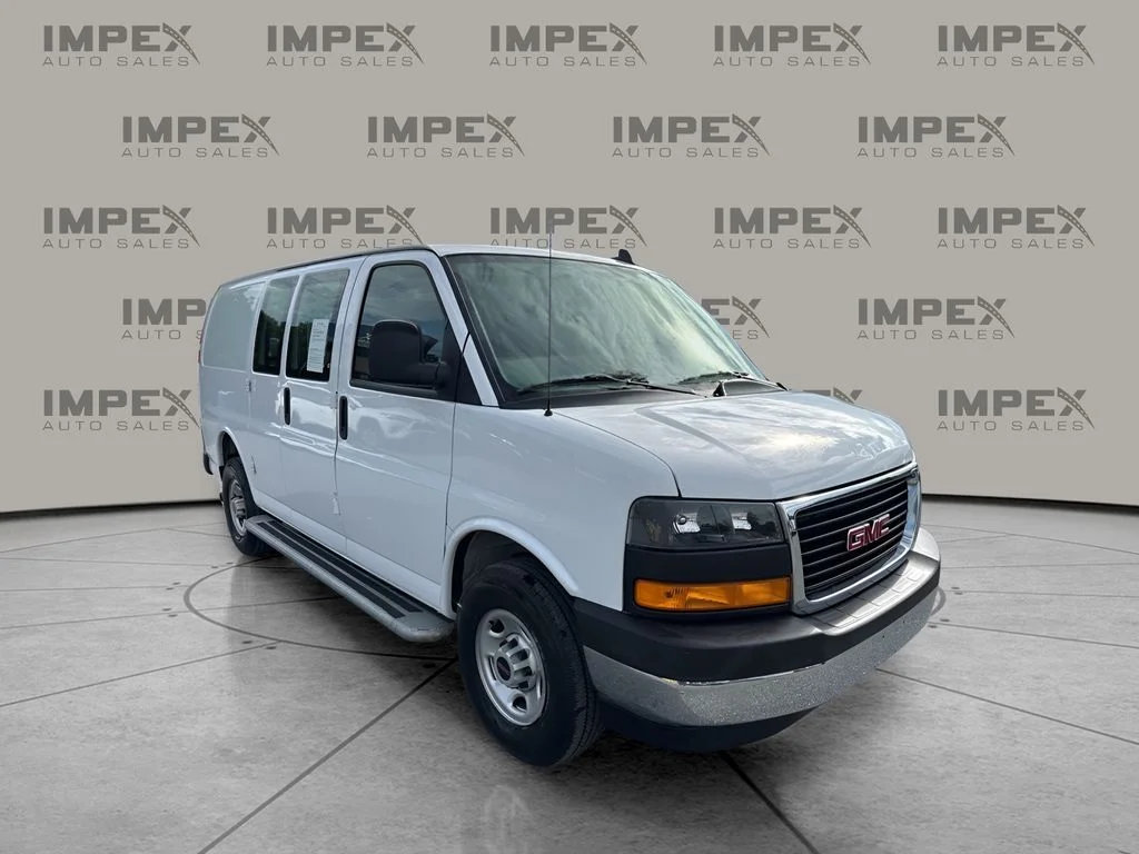 Used 2023 White GMC Work Van image 7