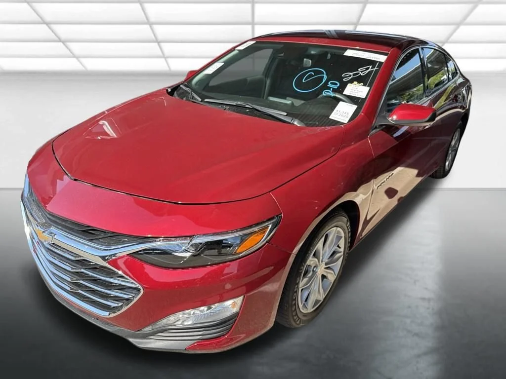 Used 2025 Radiant Red Tintcoat Chevrolet 1LT image 5