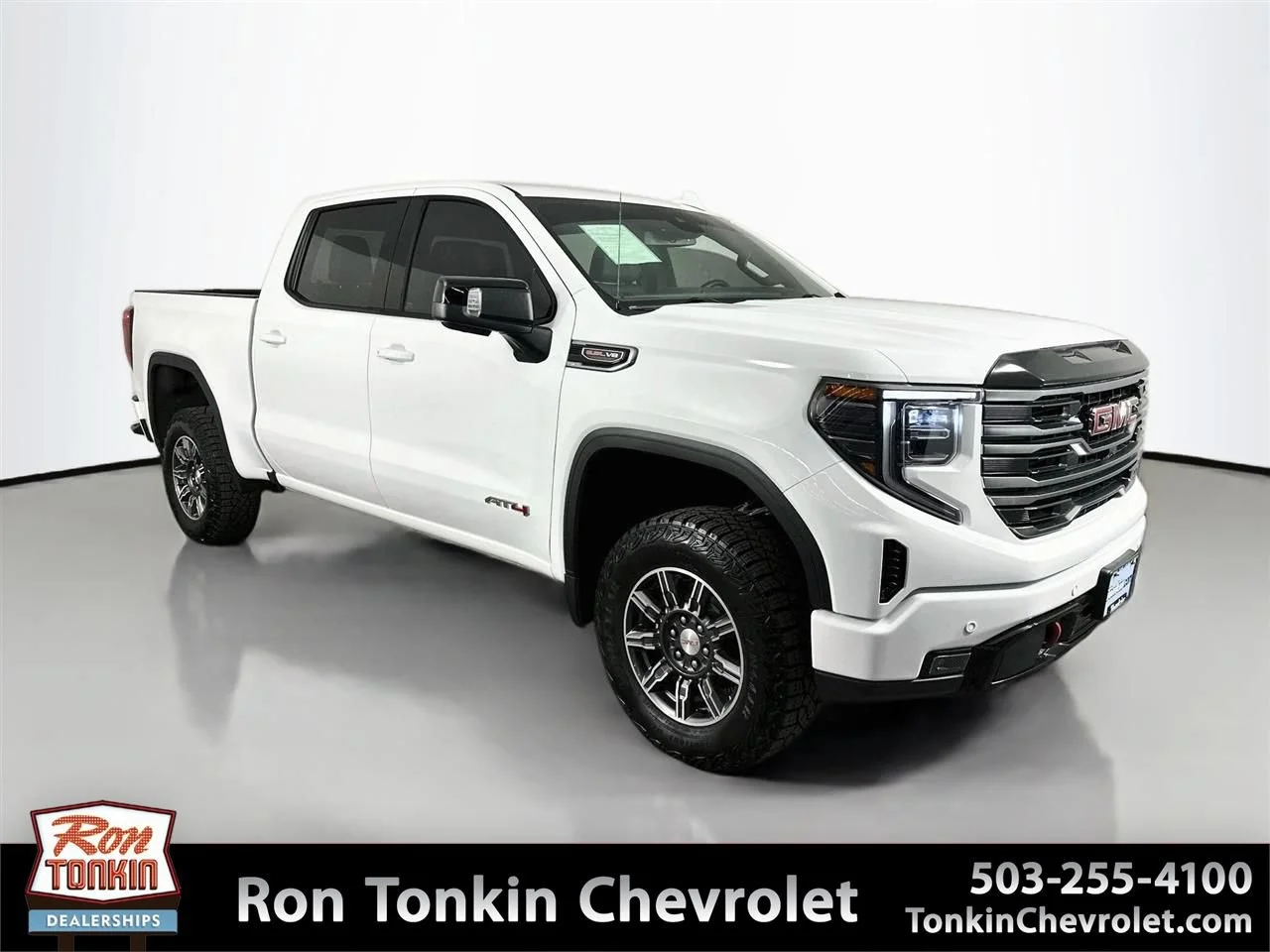 Used 2025 Summit White GMC AT4 image 1