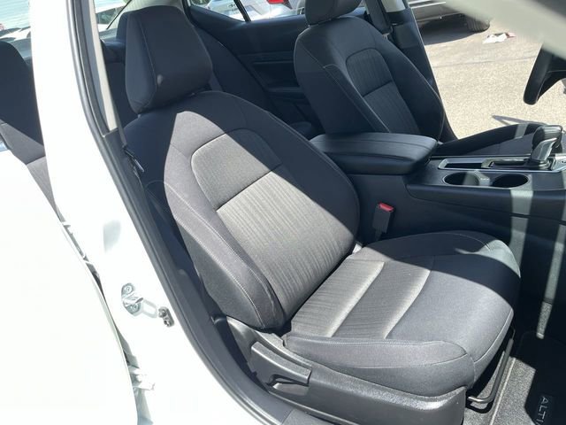 2025 Nissan Altima SV - Photo 24
