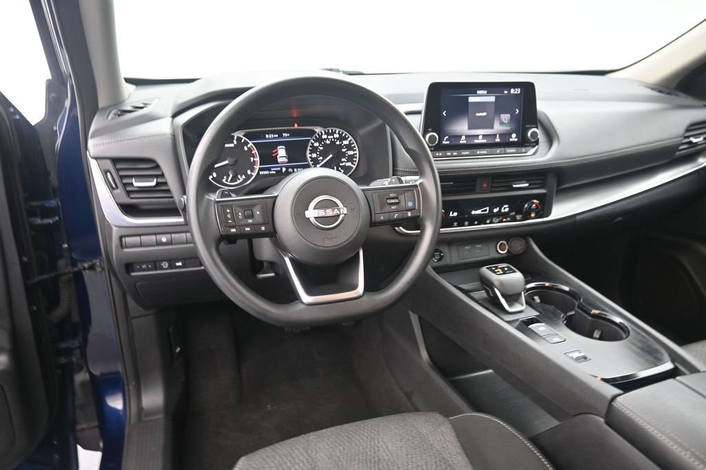 Used 2024 Deep Ocean Blue Nissan SV image 17