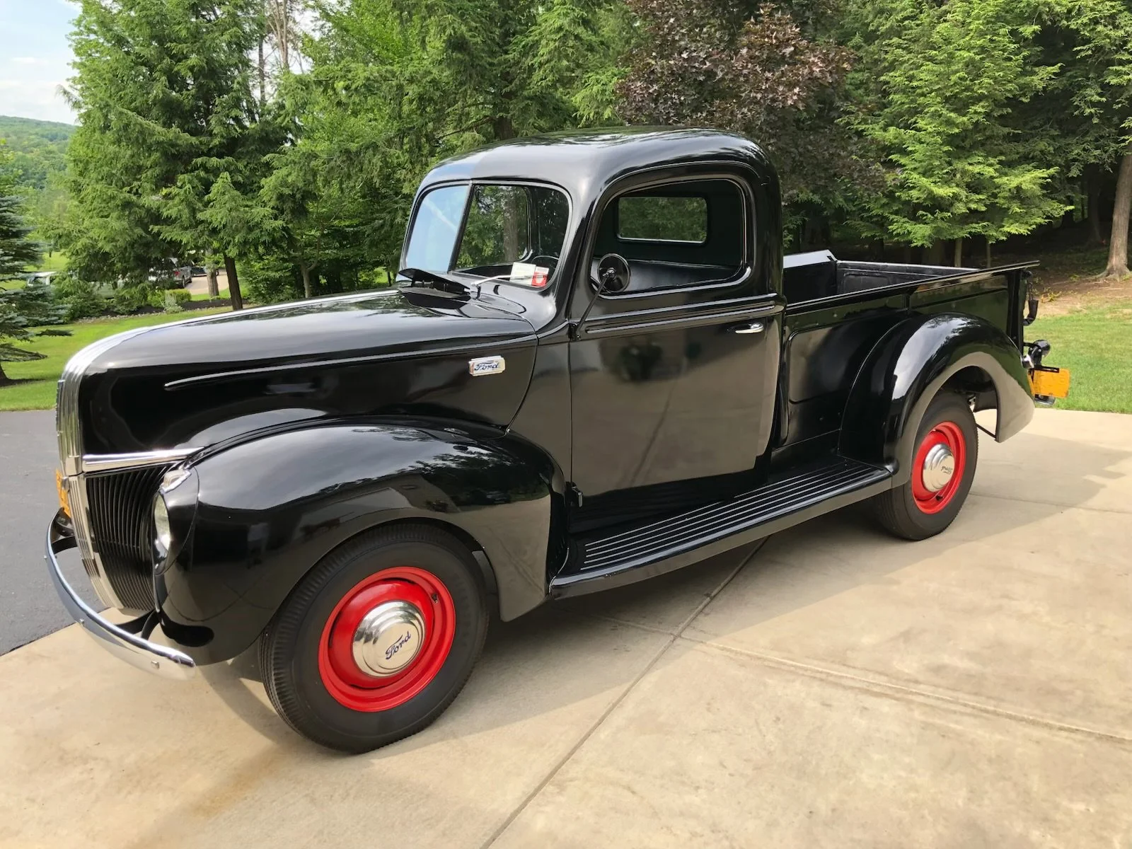 Used 1941 Black Ford  image 4