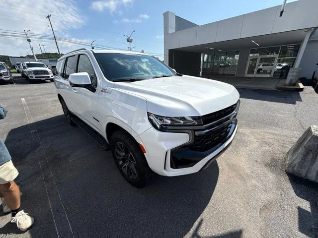 Used 2022 Beige Chevrolet Z71 image 3