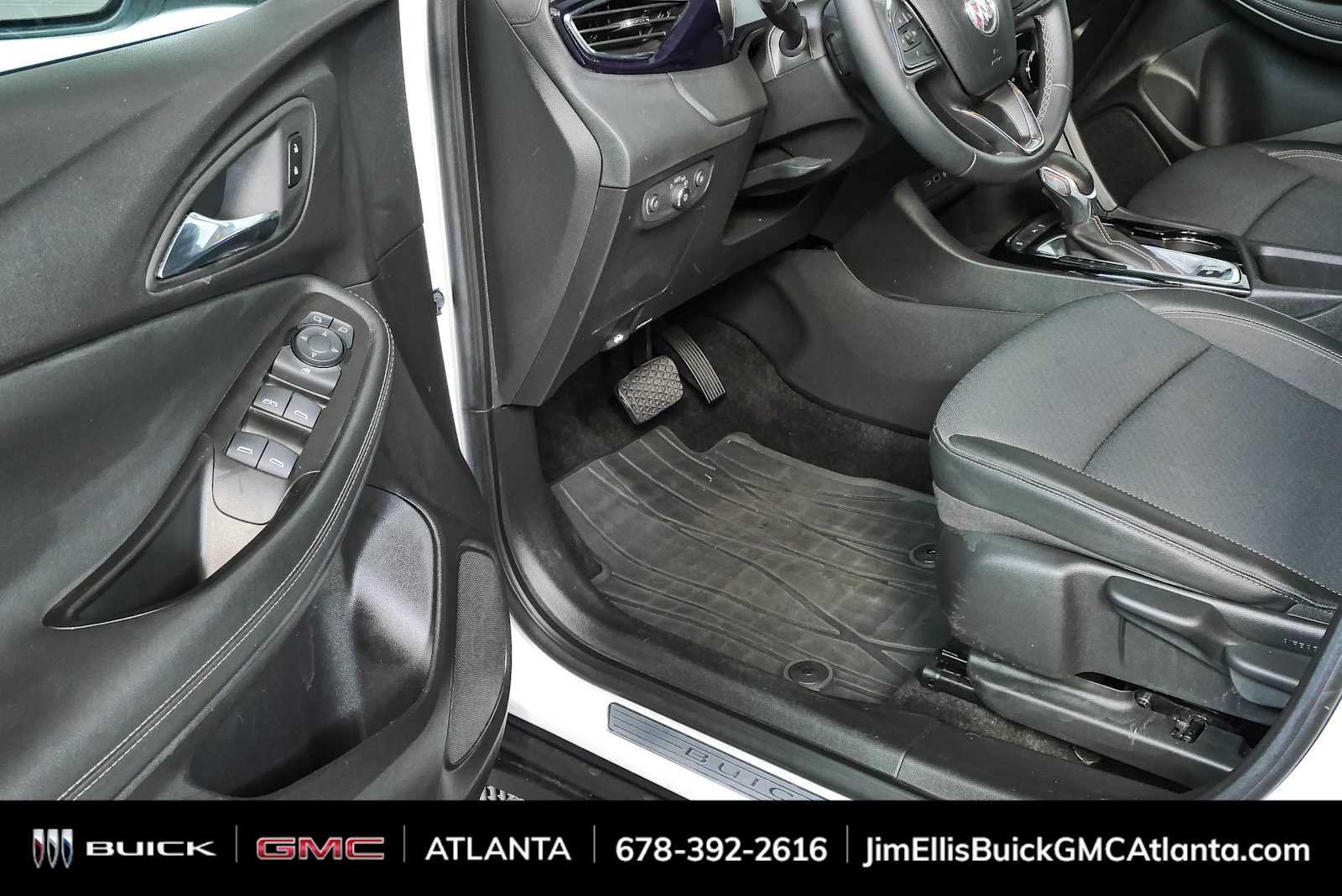 Used 2023 Summit White Buick Preferred image 7