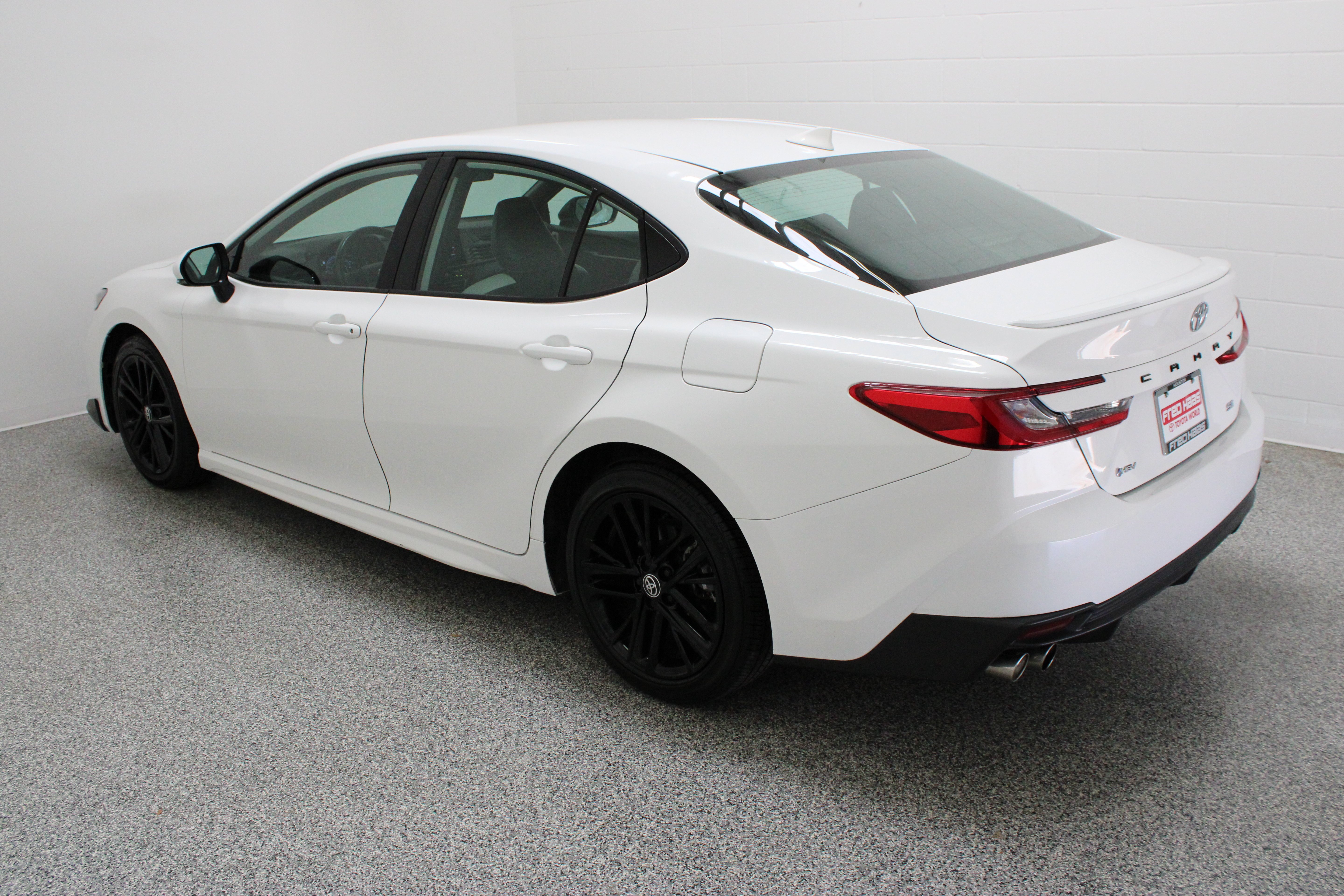 Used 2025 White Toyota SE image 9