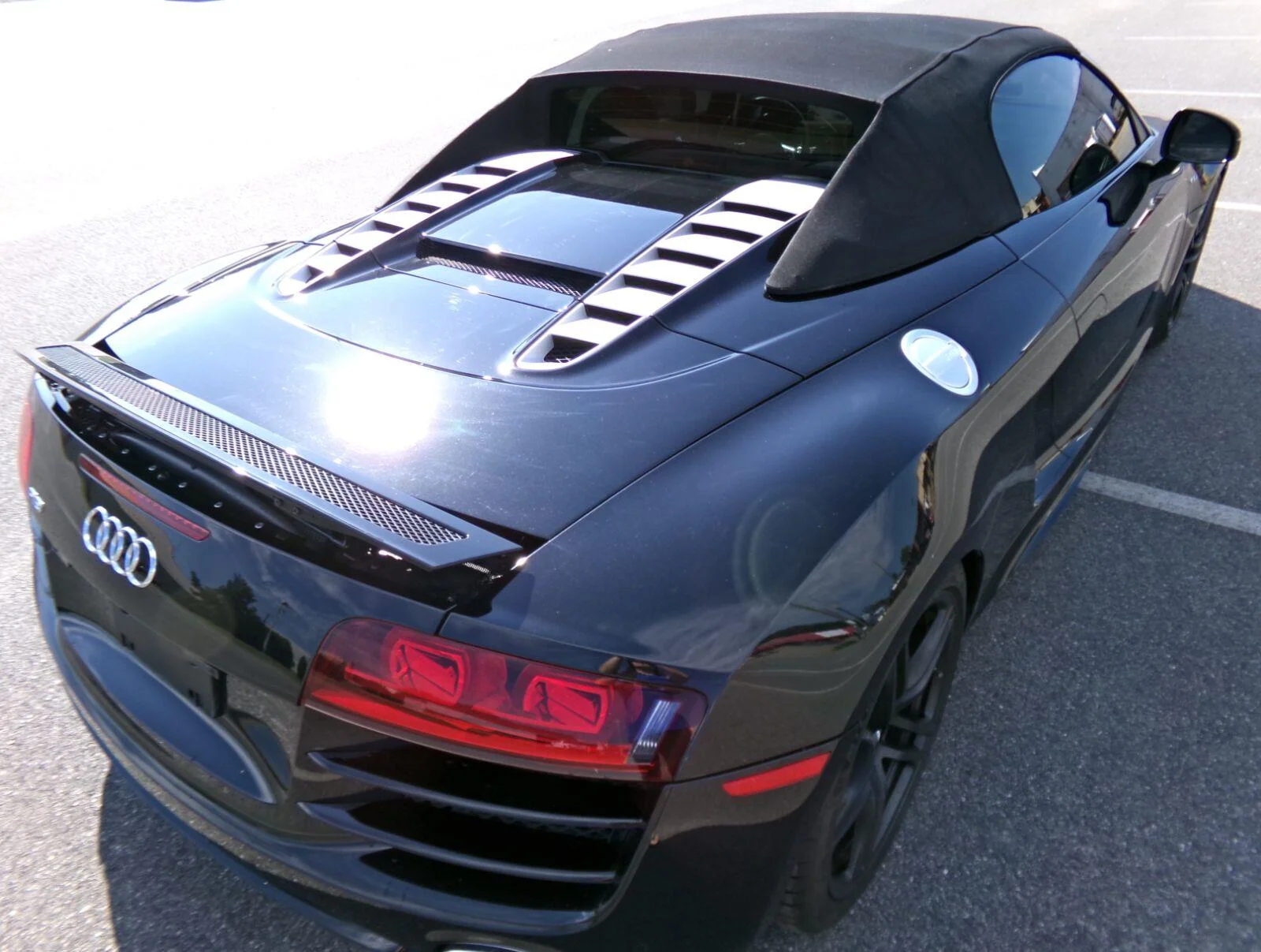 Used 2011  Audi 5.2L image 15