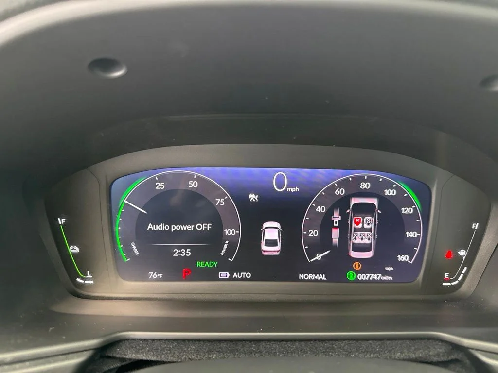 Used 2025  Honda Sport image 25