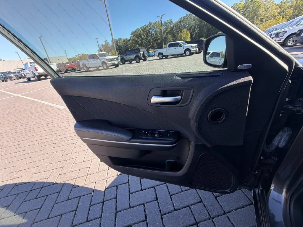Used 2023 Gray Dodge SXT image 14