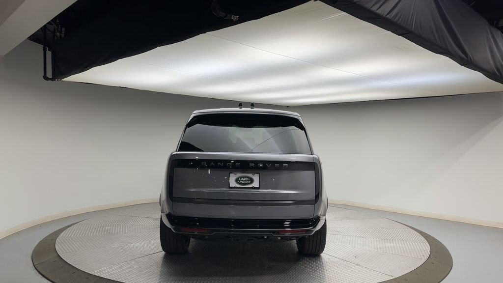 Used 2025 Eiger Gray Metallic Land Rover Autobiography image 7