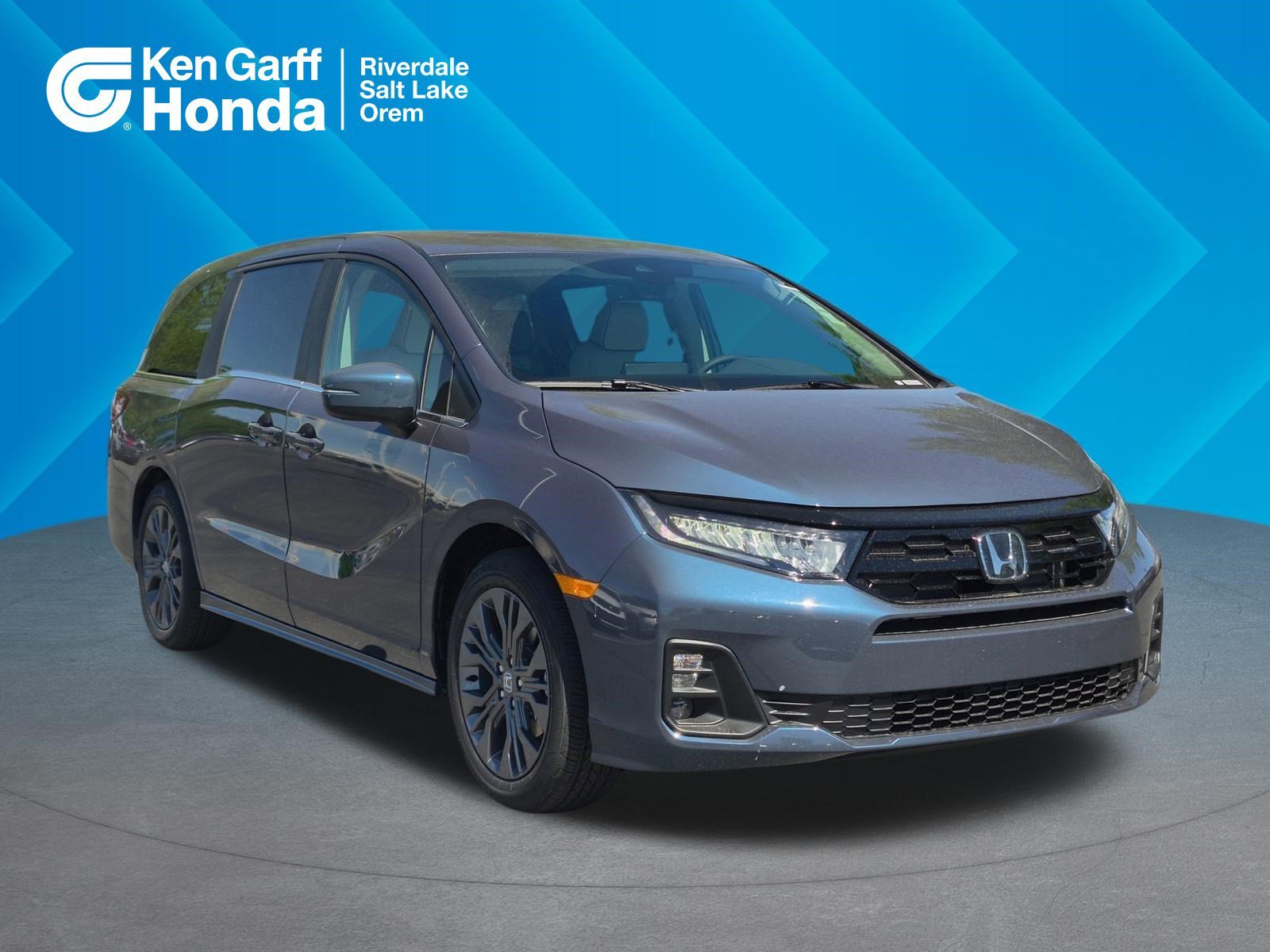 2026 Honda Odyssey Touring's photo