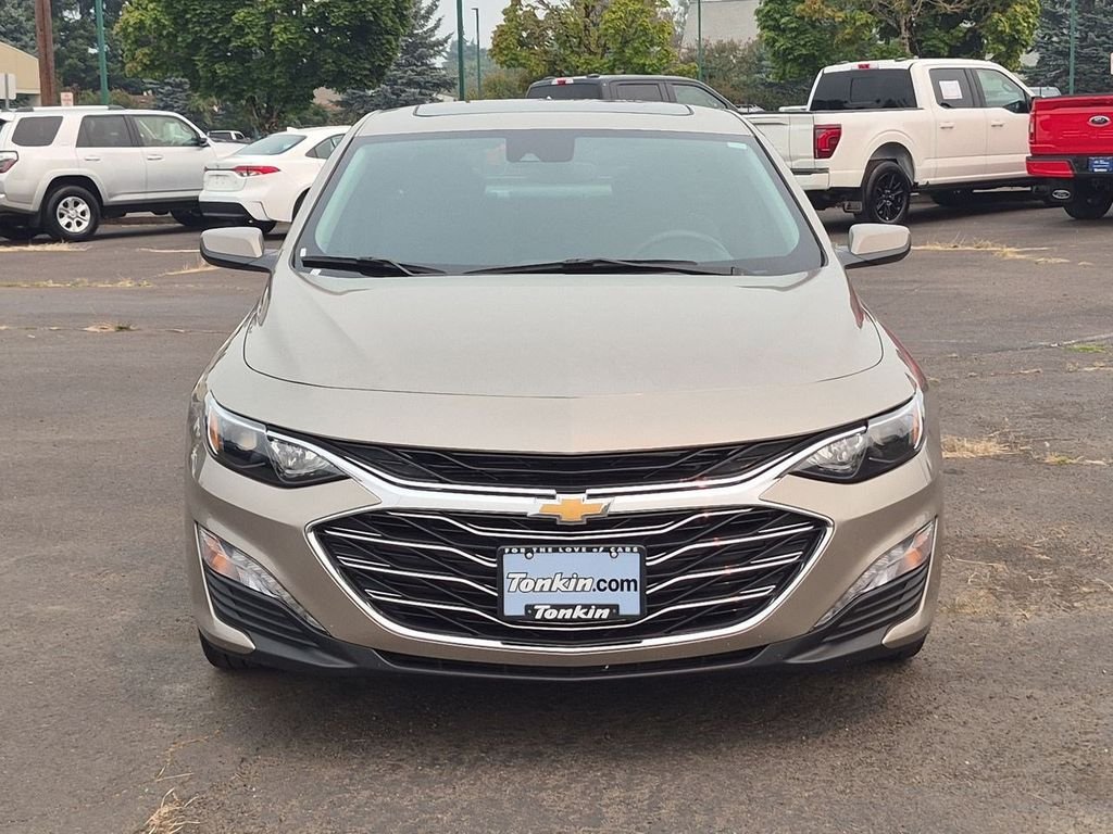Used 2024 Mineral Gray Metallic Chevrolet LT image 8