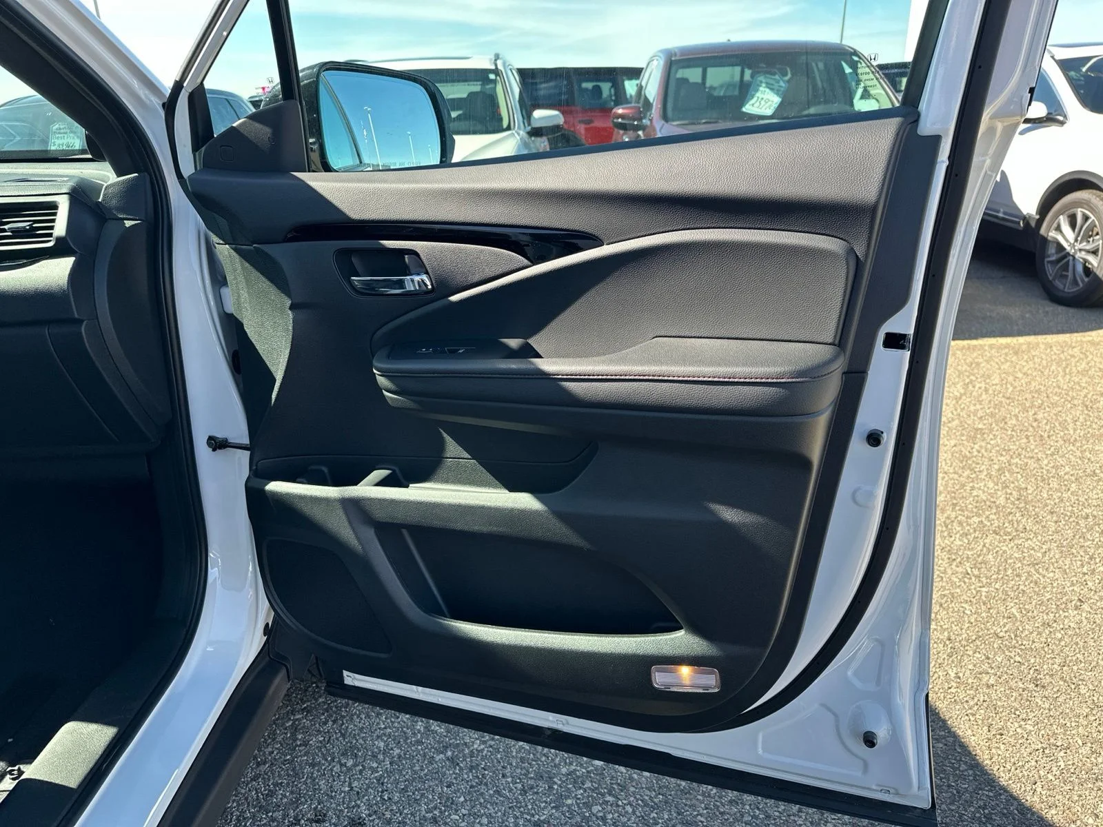 New 2026 Platinum White Pearl Honda Black Edition image 39
