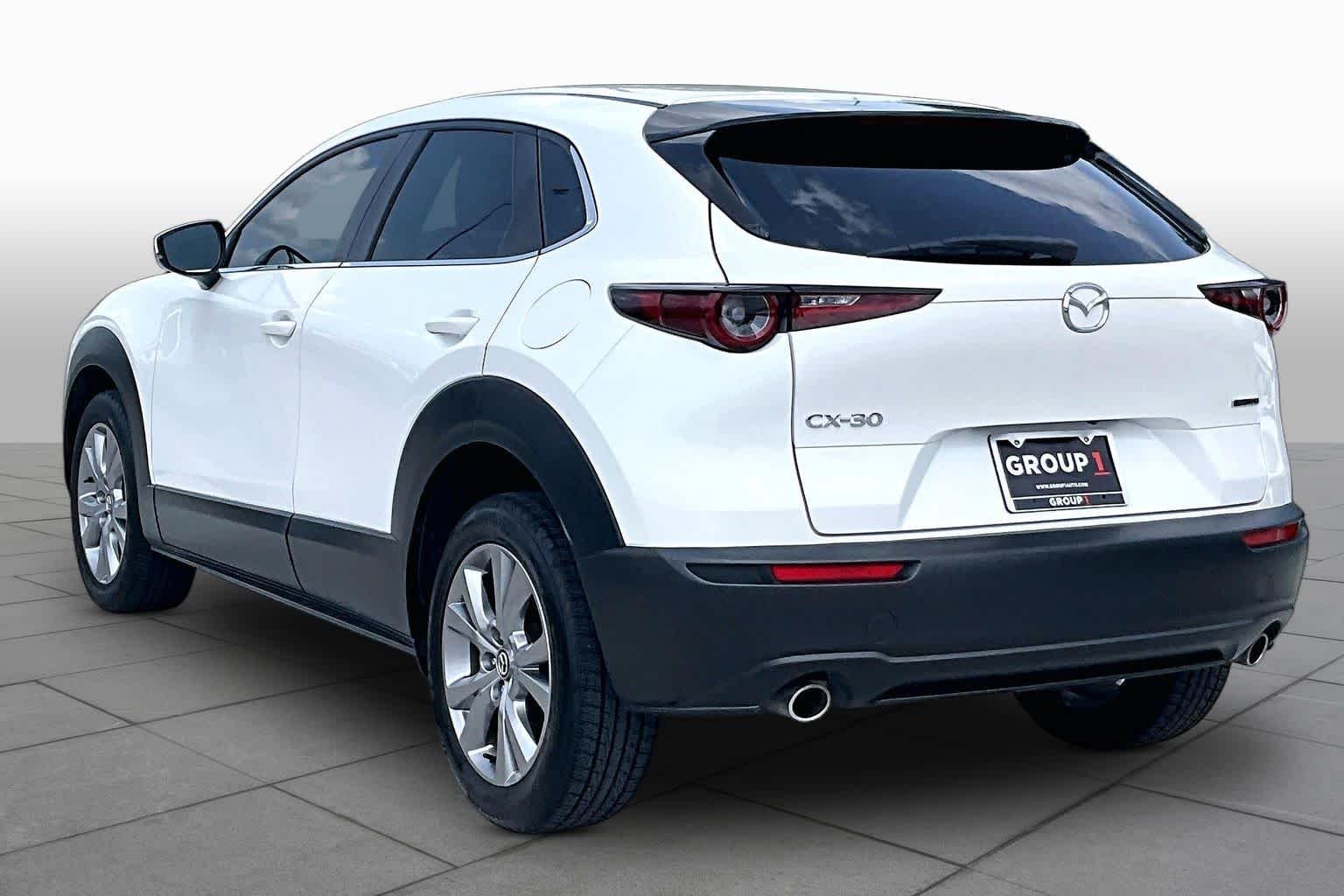 Used 2021 Snowflake White Pearl Mica Mazda Preferred image 12