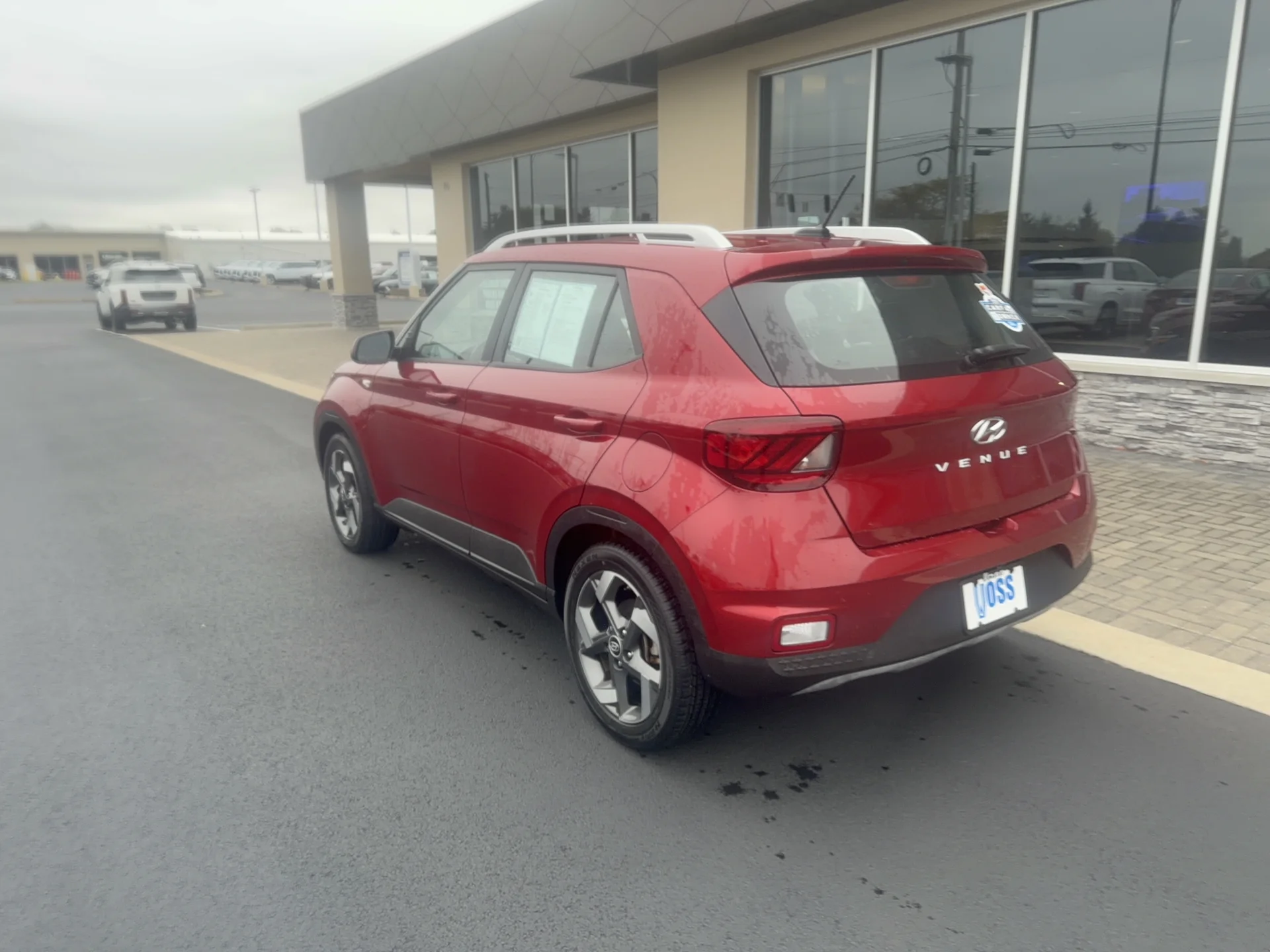 Used 2024 Ultimate Red Hyundai Limited image 6