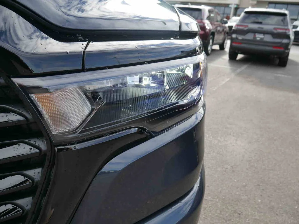 New 2026 Blue Ram Laramie image 31