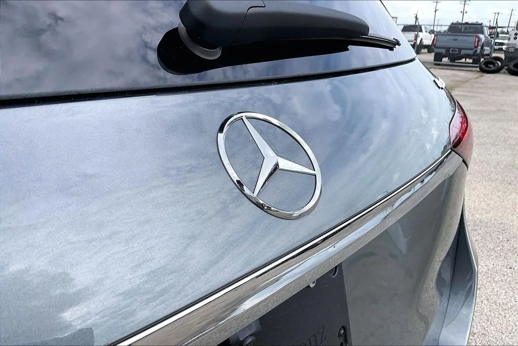 Used 2025 Gray Mercedes-Benz GLE 450 image 21