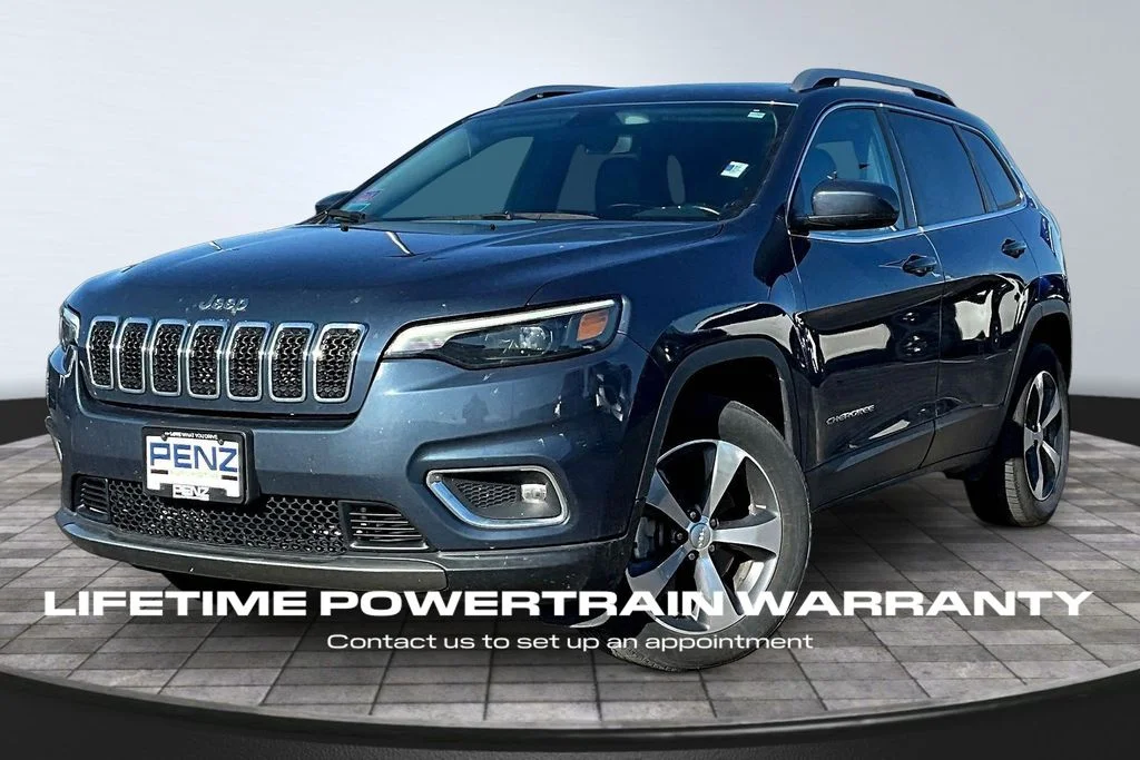 Used 2020 Jeep Cherokee Limited with VIN 1C4PJMDX4LD562457 for sale in Rochester, Minnesota