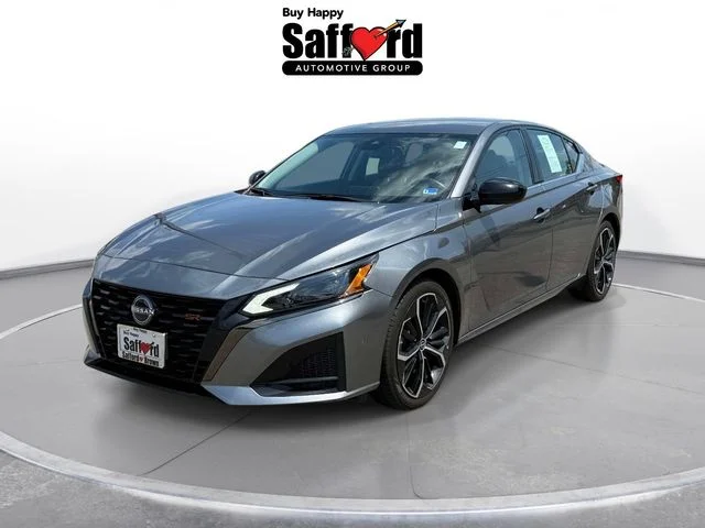 Used 2023 Gray Nissan 2.5 SR image 1