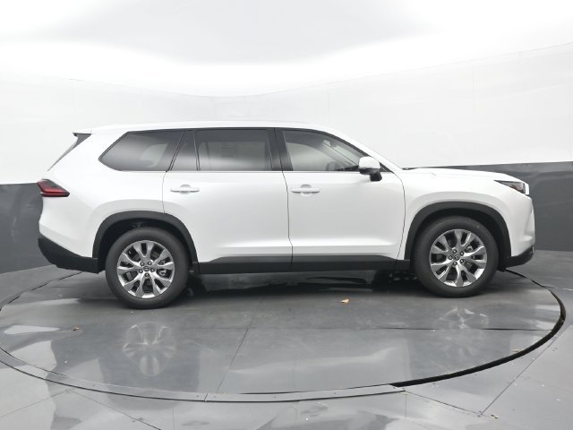 New 2026 Wind Chill Pearl Toyota Limited image 2