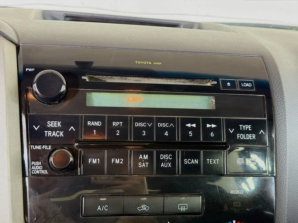 Used 2009 Red Toyota SR5 image 16